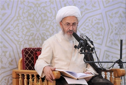 المرجع سبحاني ينتقد الصمت العربي والاممي ازاء ما يرتكب بحق الشيخ قاسم